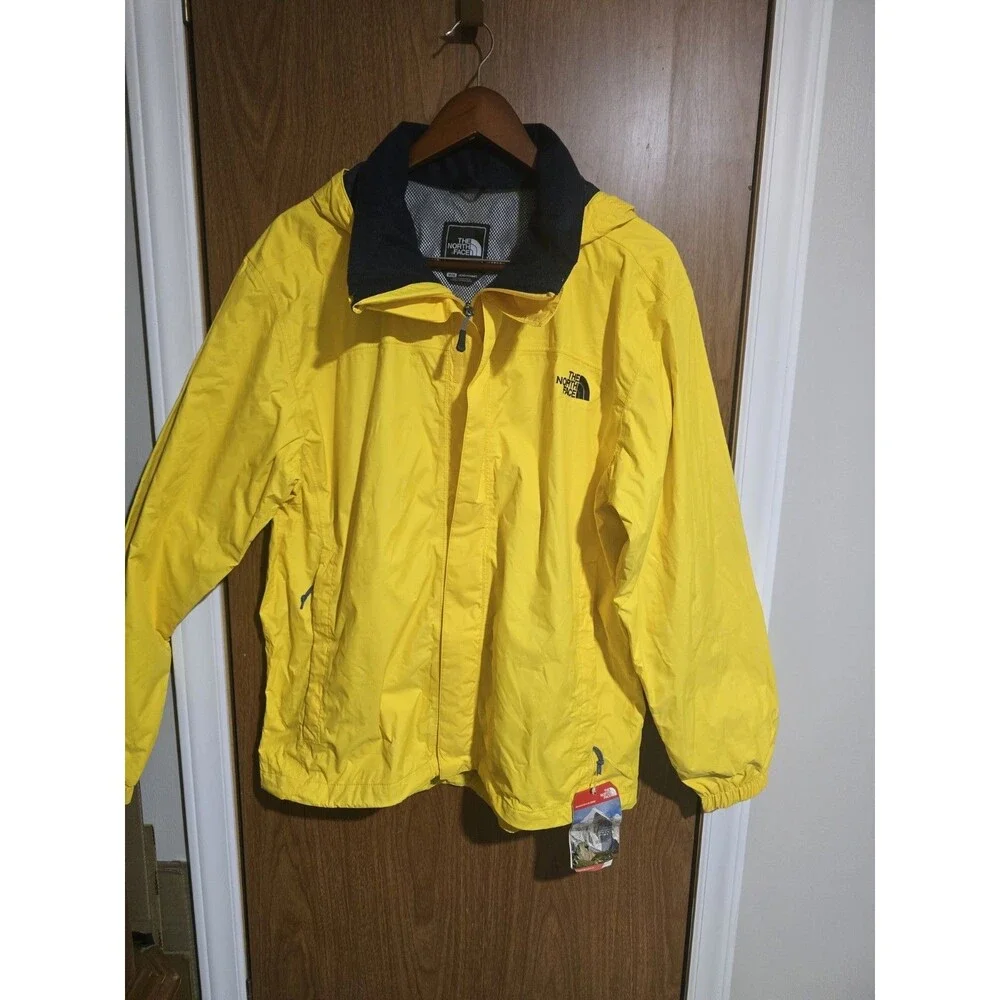 NWT The North Face Resolve Jacket Men’s M Medium Freesia Yellow Rain Hooded